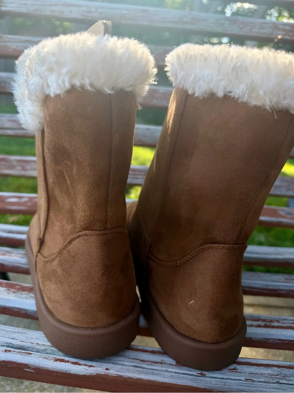 Women’s Brown Faux-Suede Winter Boots with White Faux-Fur Cuff